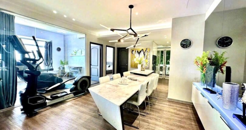 khong gian phong an va bep 810x430 - Giá mua bán căn hộ 3 phòng ngủ block D chung cư Riverside Residence Quận 7 T7/2024