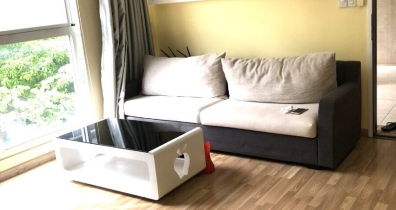 khong gian phong khach 3 810x430 - Giá mua bán căn hộ 2pn, có thể làm thanh 3pn Block I Chung cư Star Hill Quận 7 T7/2024