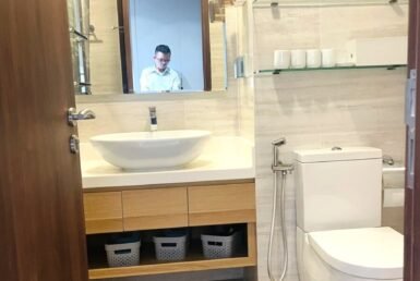 nha-tam-day-du-thiet-bi