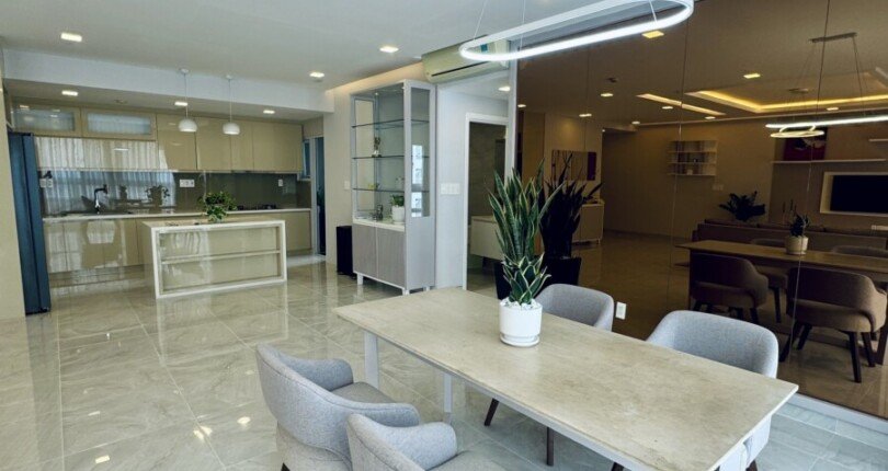 phong an can ho ban 7 810x430 - Bán căn hộ chung cư Happy Valley , diện tích 135m2, giá 9 tỷ, nội thất đầy đủ, view sông, sân golf.