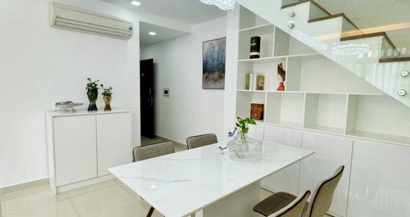 phong an can ho ban 8 810x430 - Bán căn hộ Duplex Star Hill, diện tích 151m2, giá 9.8 tỷ, nhà mới, đầy đủ nội thất, xem nhà dễ.