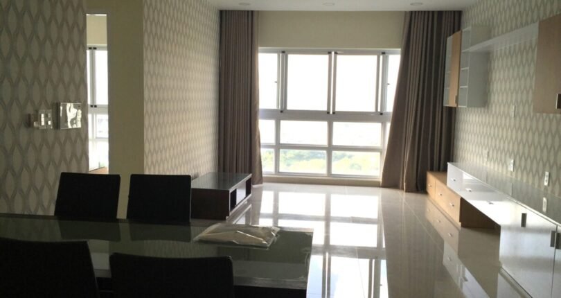 phong khach can ho ban 1 810x430 - Giá mua bán căn hộ 3 phòng ngủ số 04 Block L Chung cư Happy Valley Quận 7 T7/2024