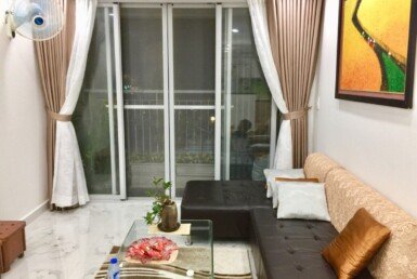 phong-khach-can-ho-ban