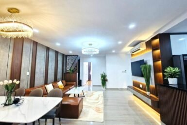 phong-khach-rong-rai-sang-trong