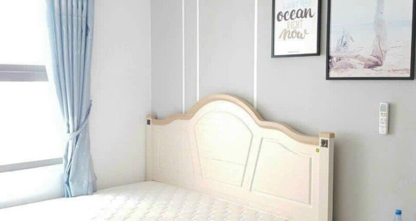 phong ngu can ho ban 19 810x430 - Bán căn hộ 72m2, tọa lạc ngay chung cư Saigon South, Nguyễn Hữu Thọ, giá chỉ 3.8 tỷ , đầy đủ nội thất.