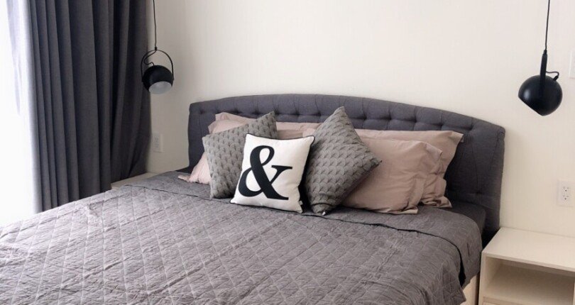 phong ngu can ho can cho thue 810x430 - Cho thuê căn góc, chung cư Scenic Valley 2, giá 22tr/tháng, nhà đẹp, nội thất đầy đủ, xem nhà dễ.