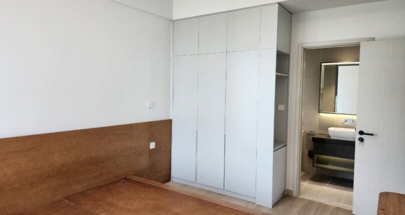 phong ngu can ho cho thue 18 810x430 - Cho thuê căn góc, 02pn, chung cư Cardinal , 76m2, giá 1.300usd/tháng, bao gồm phí quản lý căn hộ.