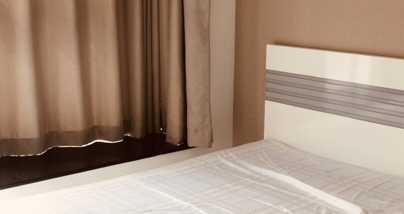 phong ngu can ho cho thue 810x430 - Cần cho thuê gấp căn hộ chung cư Scenic Valley 1, 80m2, tầng cao, view trực diện hồ bơi, giá 19tr/tháng.