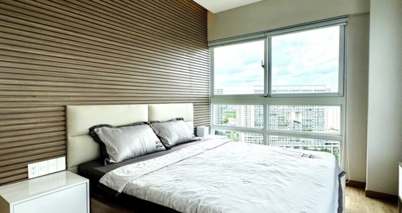 phong ngu day du thiet bi cua so lon 810x430 - Chính chủ gửi bán gấp căn hộ 3pn L21 Chung cư Happy Valley Quận 7 giá 9 tỷ