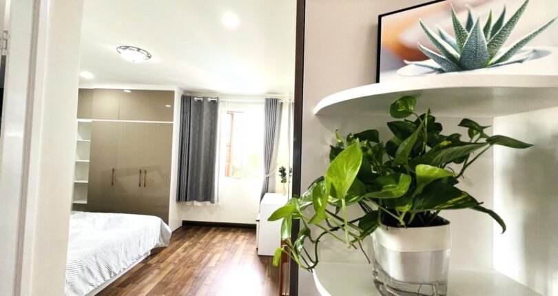 phong ngu master trong can ho ban 810x430 - Giá mua bán căn hộ 3 phòng ngủ lầu 7 Block A Chung cư Mỹ Khánh 1 Quận 7 T7/2024