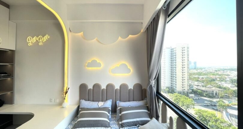phong ngu nho nhieu anh sang 810x430 - Giá mua bán căn hộ 2 phòng ngủ Block A Chung cư The Antonia Quận 7 T7/2024