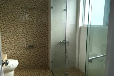 toilet-trong-can-ho-ban