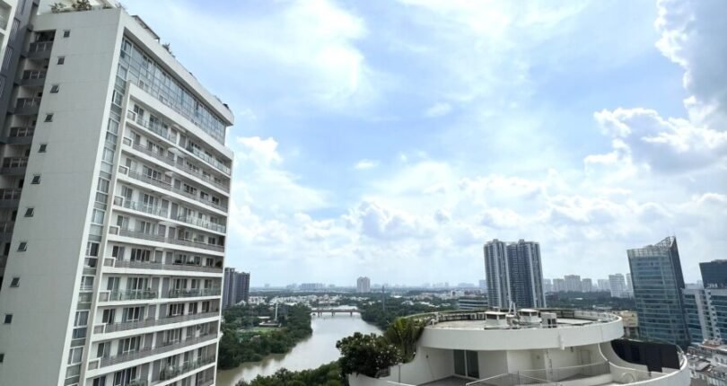 view nhin tu can ho 810x430 - Giá mua bán căn hộ 3 phòng ngủ Block B Chung cư Riverpark Residence Quận 7 T7/2024