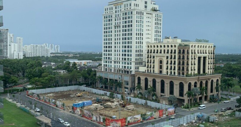 1I6GKPPT4 3HHC79 810x430 - Cho thuê căn hộ Cardinal court 3PN - PMH Chỉ 1800 usd