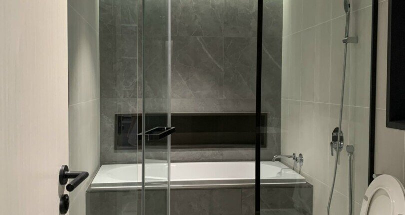 1I6GKPPTE 3HHC79 810x430 - Cho thuê căn hộ Cardinal court 3PN - PMH Chỉ 1800 usd