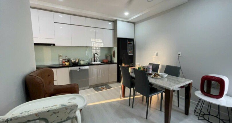 IMG 2726 810x430 - Bán căn hộ Star Hill, Phú Mỹ Hưng, quận 7. 2 phòng ngủ 94m, tặng nội thất như hình chỉ 6.3 tỷ