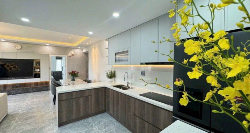 IMG 2743 810x430 - Cho thuê căn hộ cao cấp Cảnh Viên 2, Phú Mỹ Hưng. DT118m2, 3PN, full nội thất, giá thuê 1500usd/th