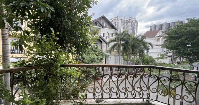 IMG 3074 810x430 - BÁN BIỆT THỰ TỰ XÂY KHU PHỐ NAM THÔNG 2 - 8x18m 3 TẦNG CHỈ 25 tỷ