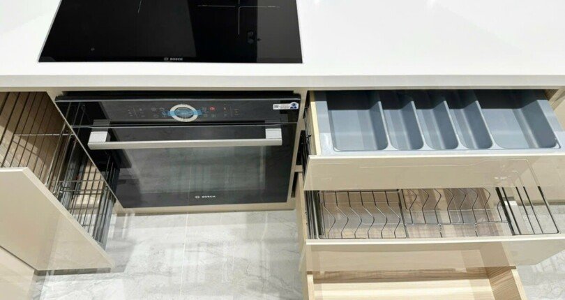 IMG 3180 810x430 - Cần cho thuê nhanh căn hộ cao cấp Cardinal Court, nhà đẹp, mới 100%, giá rẻ. LH: 0936107987