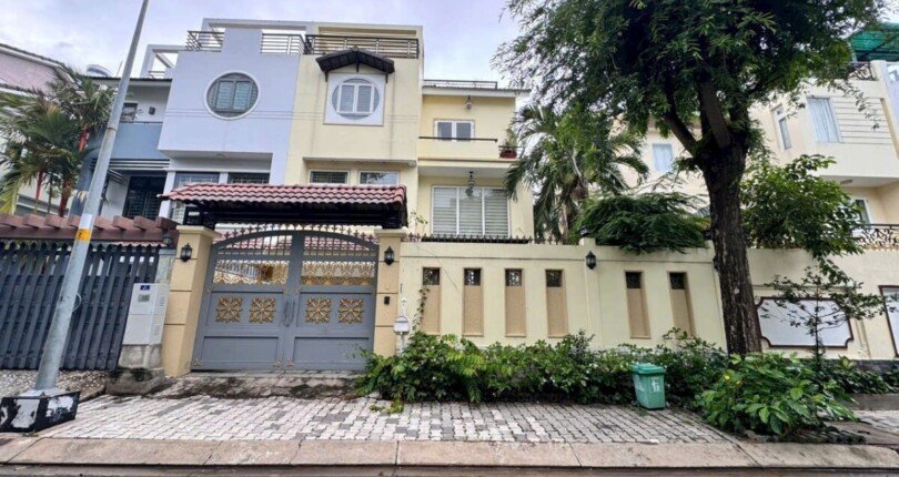 IMG 3396 810x430 - Rẻ nhất toàn khu - Biệt thự KDC Phú Mỹ - VPH, Quận 7🏡