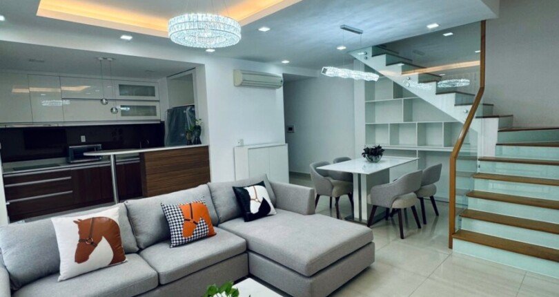 IMG 3424 810x430 - Bán nhanh Duplex Star Hill, PMH, 3PN 3WC, DT: 151m2, giá chỉ 9.6tỷ all in, full NT, 2 view đẹp