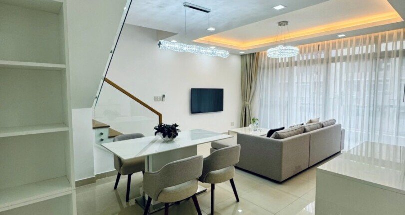 IMG 3426 810x430 - Bán nhanh Duplex Star Hill, PMH, 3PN 3WC, DT: 151m2, giá chỉ 9.6tỷ all in, full NT, 2 view đẹp