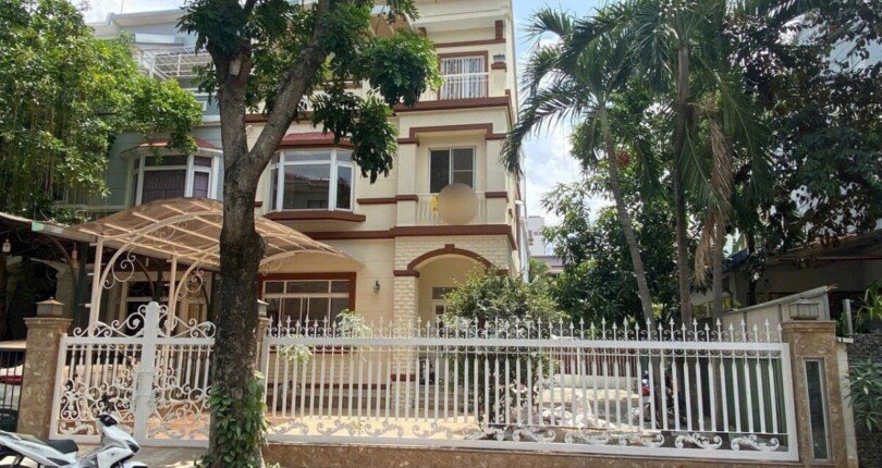 IMG 3449 810x430 - Bán căn góc biệt thự sân vườn khu Mỹ Giang Q7 chỉ 58 tỷ