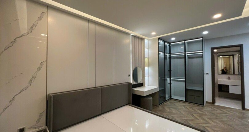 IMG 3494 810x430 - Siêu phẩm căn hộ 3PN Midtown Phú Mỹ Hưng cho thuê Giá 2500usd: Full nội thất Vip, lầu cao, 128m2