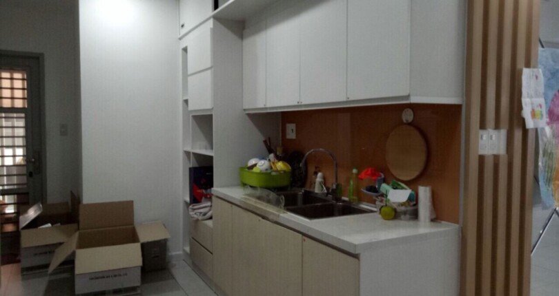 bep can ho ban 1 810x430 - Cho thuê căn hộ 03pn, chung cư Scenic Valley 1, giá 30tr/tháng, nội thất cao cấp, xem nhà dễ.