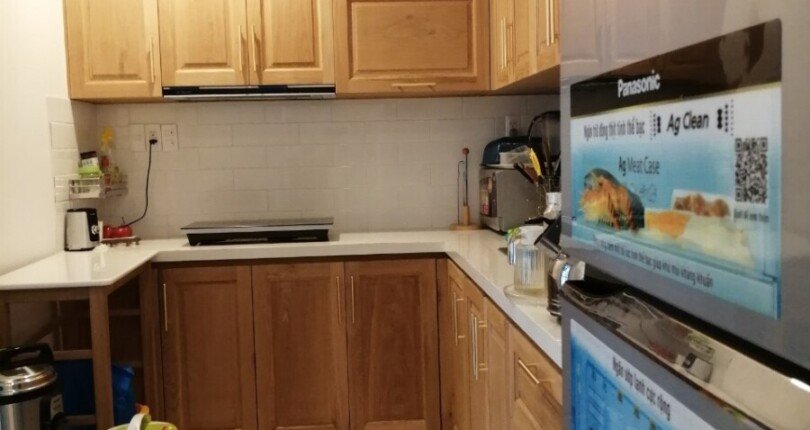 bep can ho can ban 2 810x430 - Bán căn góc, chung cư Scenic Valley 1, 77m2, giá 5.5 tỷ, nhà đang trống, đầy đủ nội thất.