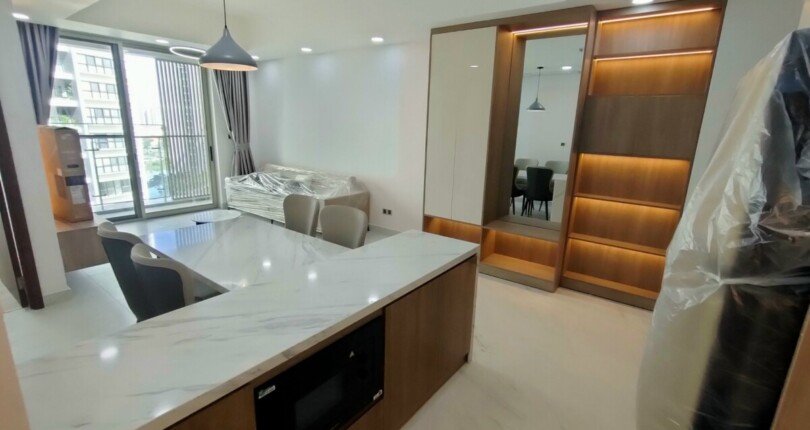 bep can ho can cho thue 810x430 - Cho thuê nhanh căn hộ chung cư Midtown The Signature, 02pn, giá 30tr/tháng, nội thất đầy đủ.