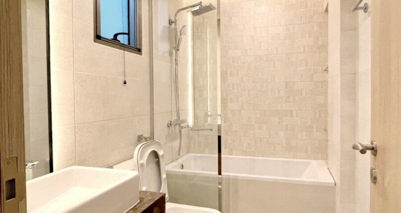 can ho co 2wc day du thiet bi nhu hinh 1 810x430 - Giá mua bán căn hộ 3pn Block I Chung cư The Peak Quận 7 T8/2024 sẵn hdt 62tr/tháng