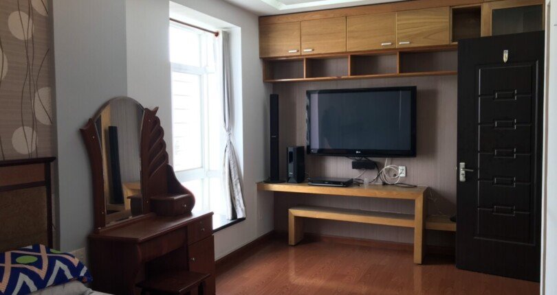 cho thue can ho sky garden 3 9 2 810x430 - Cho thuê nhanh căn góc Sky Garden 3. DT 72m2 Nhà đẹp- cứng cáp- view sông thoáng- 2PN-2wc- Giá 16 Triệu/Tháng