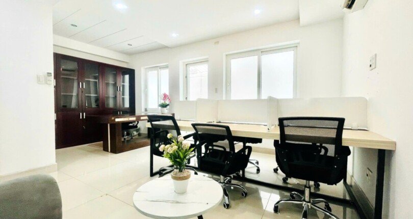 hinh anh cho thue van phong phu my hung quan 7 t8 2024 810x430 - Giá cho thuê văn phòng nhỏ đường nội khu Phú Mỹ Hưng Quận 7 T8/2024