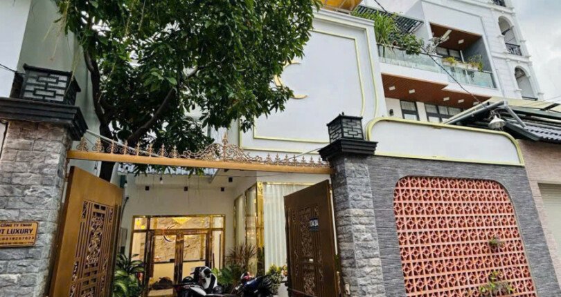 hinh anh mua ban nha biet thu hem o to nguyen thi thap quan 7 t8 2024 810x430 - Giá mua bán nhà Biệt thự nguyên căn mặt đường hẻm ô tô Nguyễn Thị Thập Quận 7 T8/2024