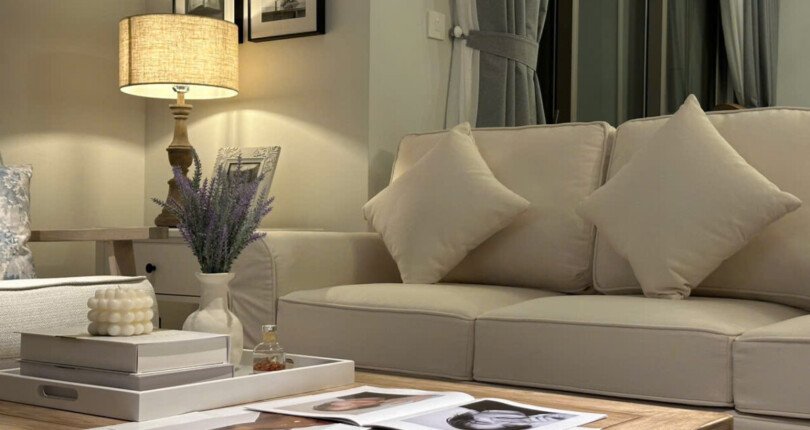 hinh anh phong khach can ho ban 6 810x430 - Bán Siêu Phẩm Happy Residences, 98m2, 03pn, giá 7,998 tỷ, nội thất tuyệt đẹp.