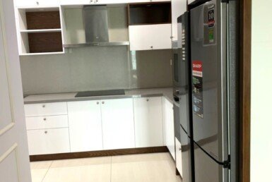 khong-gian-bep-rong-rai