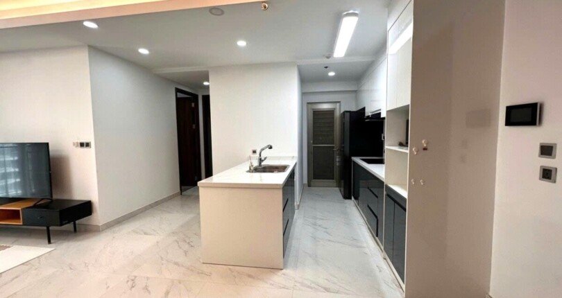 khong gian bep rong rai 11 810x430 - Giá mua bán căn 2pn Block B.06 Chung cư Midtown m7 The Signature Quận 7 T9/2024