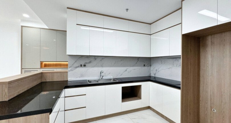 khong gian bep rong rai 2 810x430 - Giá mua bán căn hộ 2pn block D Chung cư Midtown Phú Mỹ Hưng Quận 7 T8/2024