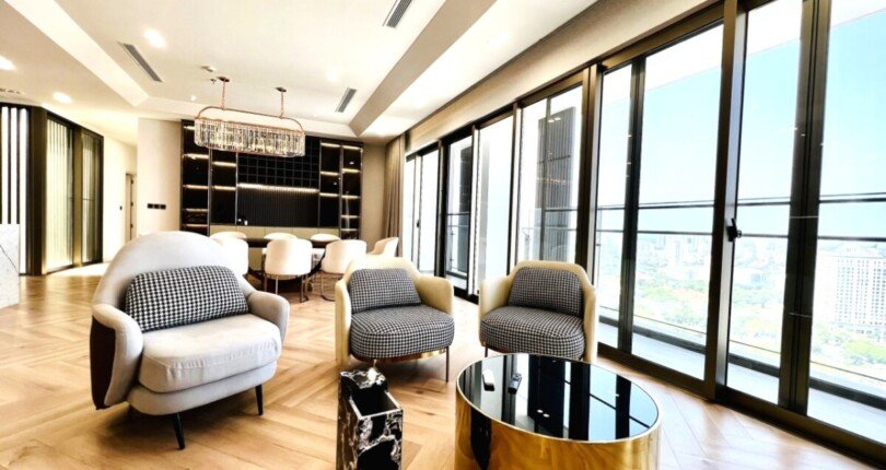 phong khach can ho ban 13 810x430 - Giá mua bán Penthouse The Peak Phú Mỹ Hưng Quận 7 T8/2024 diện tích 309m2 giá 50 tỷ