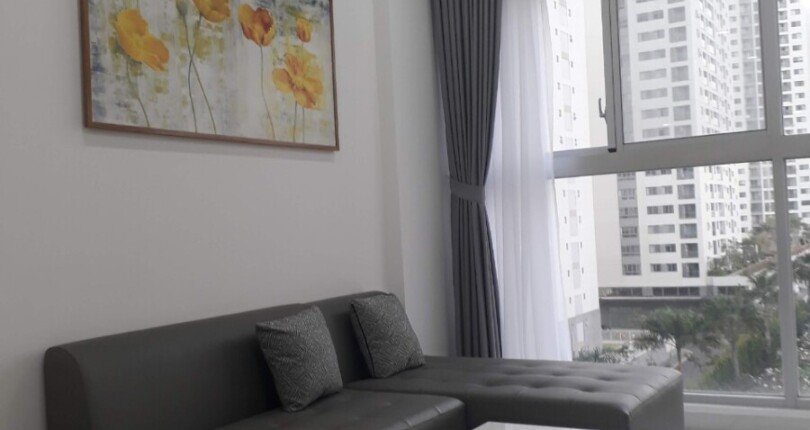 phong khach can ho ban 21 810x430 - Cho thuê căn hộ chung cư Scenic Valley 2, giá 20tr/tháng, nhà đẹp, nội thất đầy đủ, xem nhà dễ.