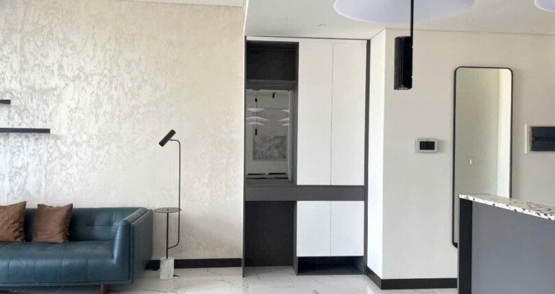 phong khach can ho ban 22 810x430 - Giá mua bán căn hộ 2pn Chung cư Empire City Thủ Thiêm T8/2024