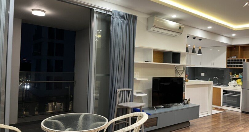 phong khach can ho ban 29 810x430 - Bán căn hộ chung cư Green Valley, diện tích 128m2, căn góc, giá 8 tỷ, đầy đủ nội thất.