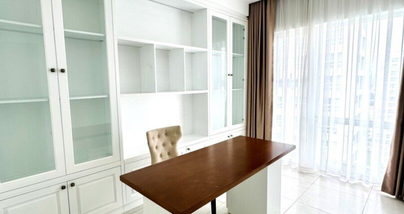 phong lam viec 810x430 - Giá mua bán căn hộ Duplex 4pn Block O Chung cư Happy Valley Premier Quận 7 T8/2024