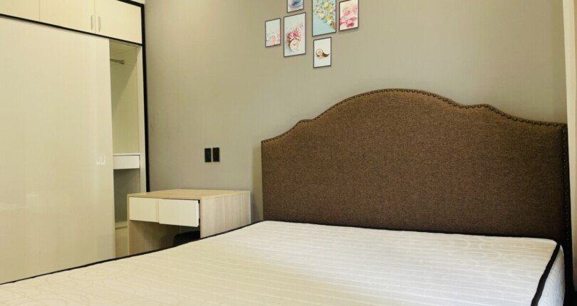 phong ngu can ho ban 5 810x430 - Bán căn hộ chung cư Scenic Valley 1, 70m2, giá 4.950 tỷ, nội thất cao cấp, xem nhà dễ.