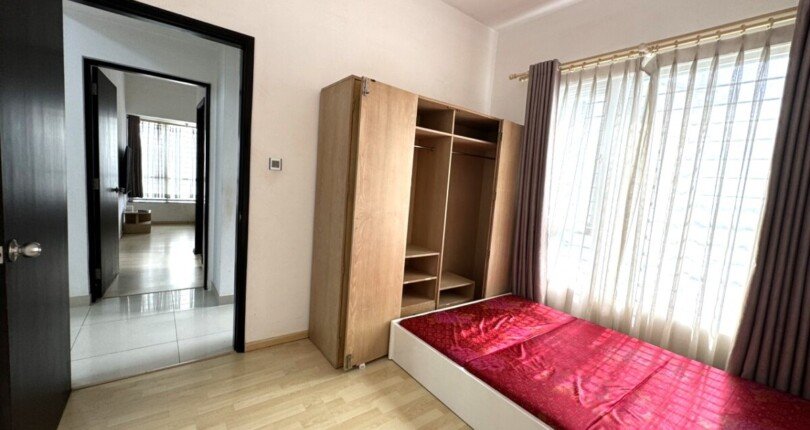 phong ngu nho 1 810x430 - Giá mua bán căn hộ 2pn lầu 19 Chung cư Phú Mỹ đường Hoàng Quốc Việt Quận 7 T8/2024