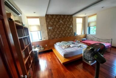 phong-ngu-rong-rai-day-du-noi-that