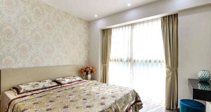 phong ngu trong can ho ban 810x430 - Giá mua bán căn hộ 3pn Block C Chung cư Riverpark Premier Quận 7 T8/2024