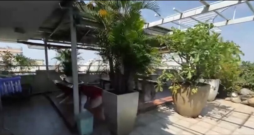 san thuong can ho ban 810x430 - Giá mua bán căn hộ Penthouse 4pn Chung cư Mỹ Khánh 1 Phú Mỹ Hưng Quận 7 T8/2024