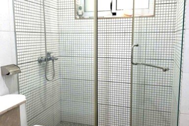 toilet-trong-can-ho-ban